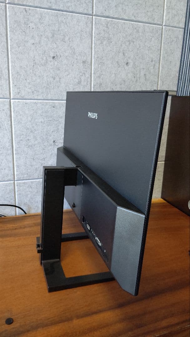 PHILIPS フィリップス27インチモニター 2021年型式272E2