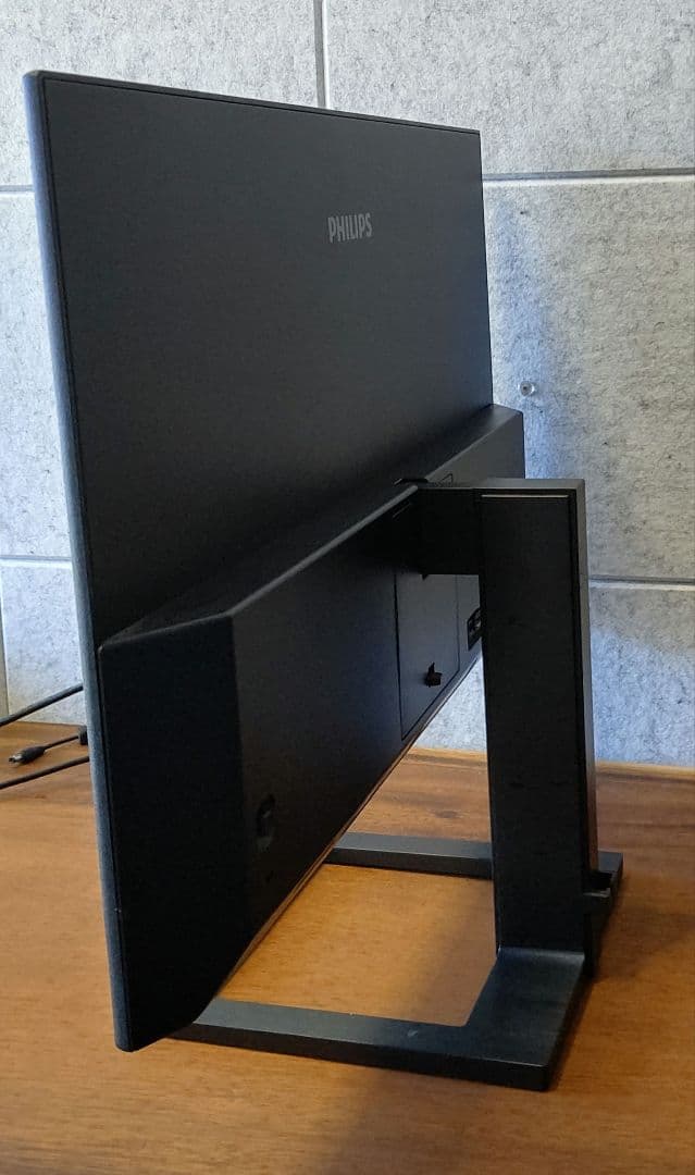 PHILIPS フィリップス27インチモニター 2021年型式272E2