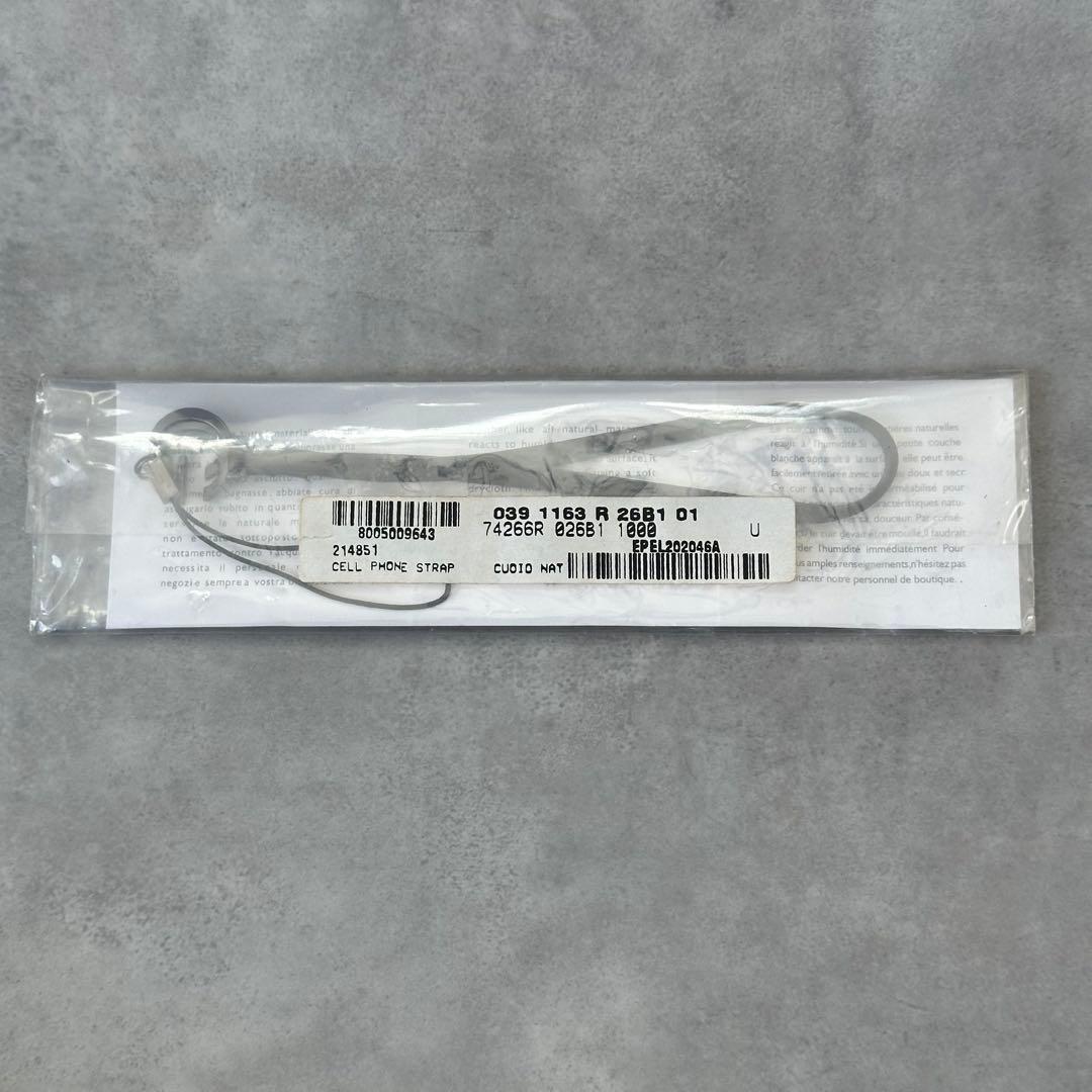 未使用✨GUCCI マーモント　携帯 スマホストラップ チャーム　レザー　黒