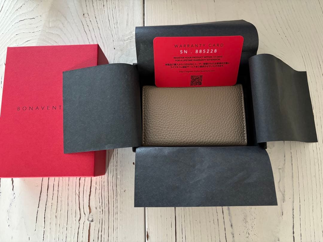 ボナベンチュラ ビジネスカードケース シュリンクレザー 名刺入れ グレージュ売切