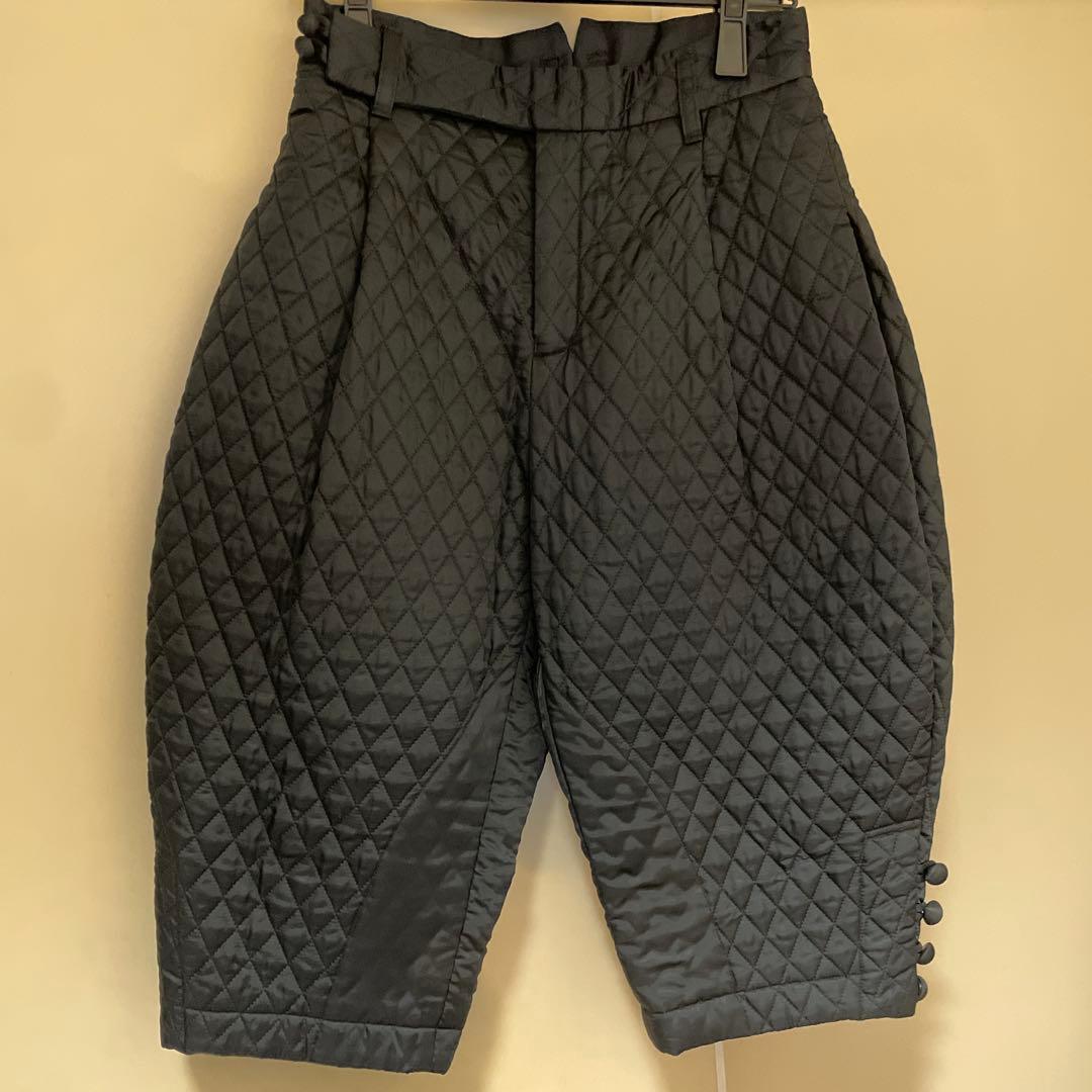 値下げ！！美品！ノワールケイニノミヤ　黒　キルティング　7分丈パンツ