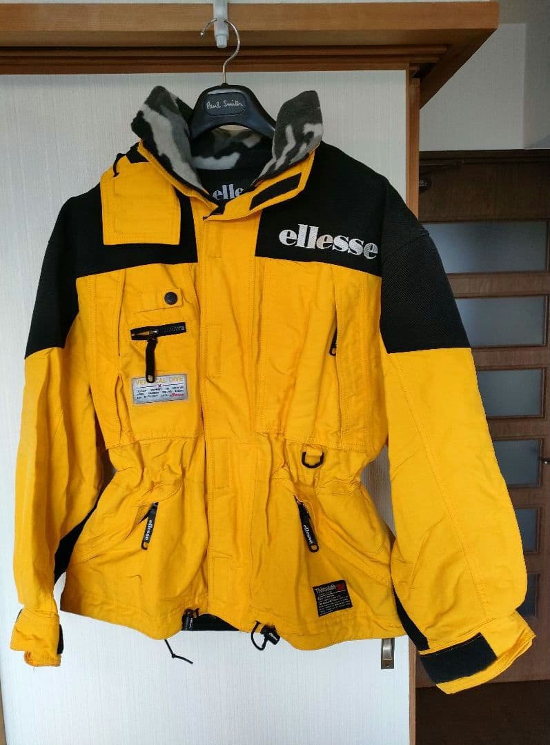 【3点セット】ellesse エレッセ ウェア 上下セット+グローブ（収納袋付）