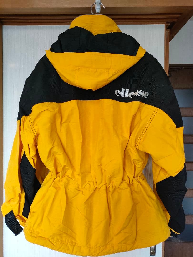 【3点セット】ellesse エレッセ ウェア 上下セット+グローブ（収納袋付）