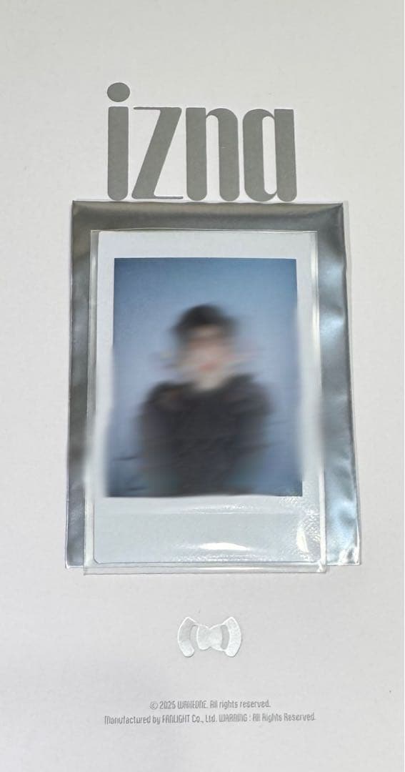 izna ジョンウン　直筆サインチェキ　ポラロイド　ファンコン　FC