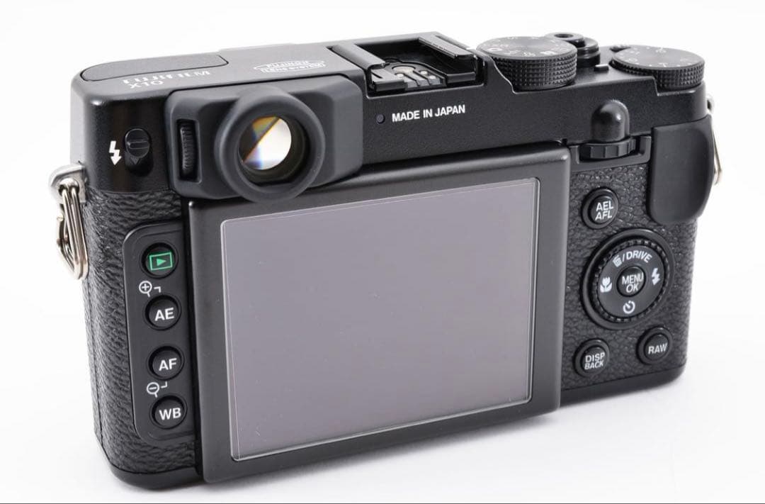 富士フィルムFUJIFILM X10 コンパクトデジタルカメラブラック【美品】