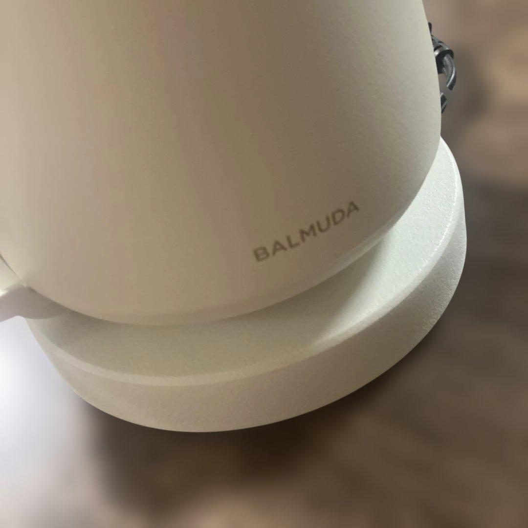 BALMUDA 電気ケトル2024年モデル★KPT01JP-WH美品.動作確認