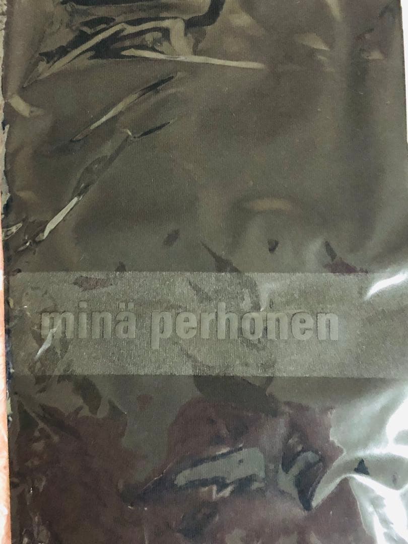 ミナペルホネン　Tシャツ　ブラック　M 新品　つぐ展