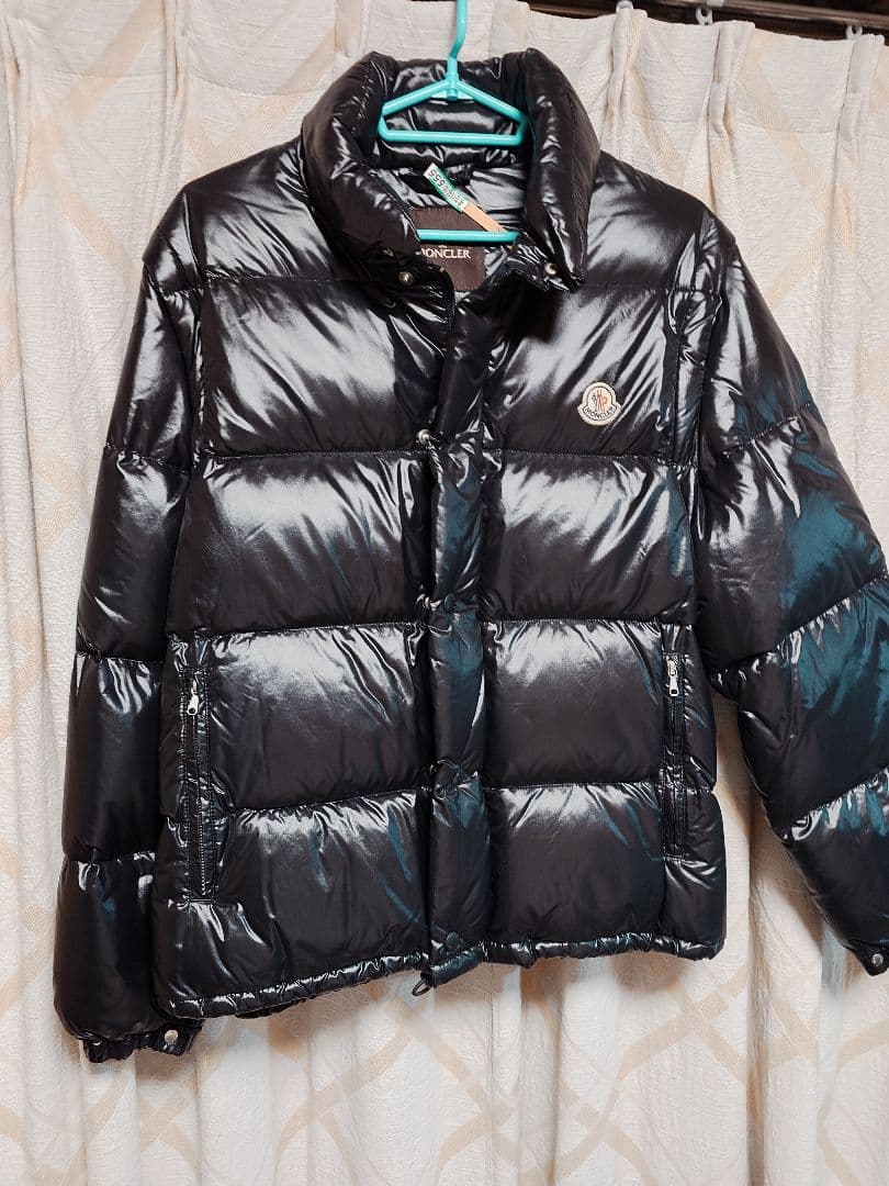 MONCLER　ダウンジャケット