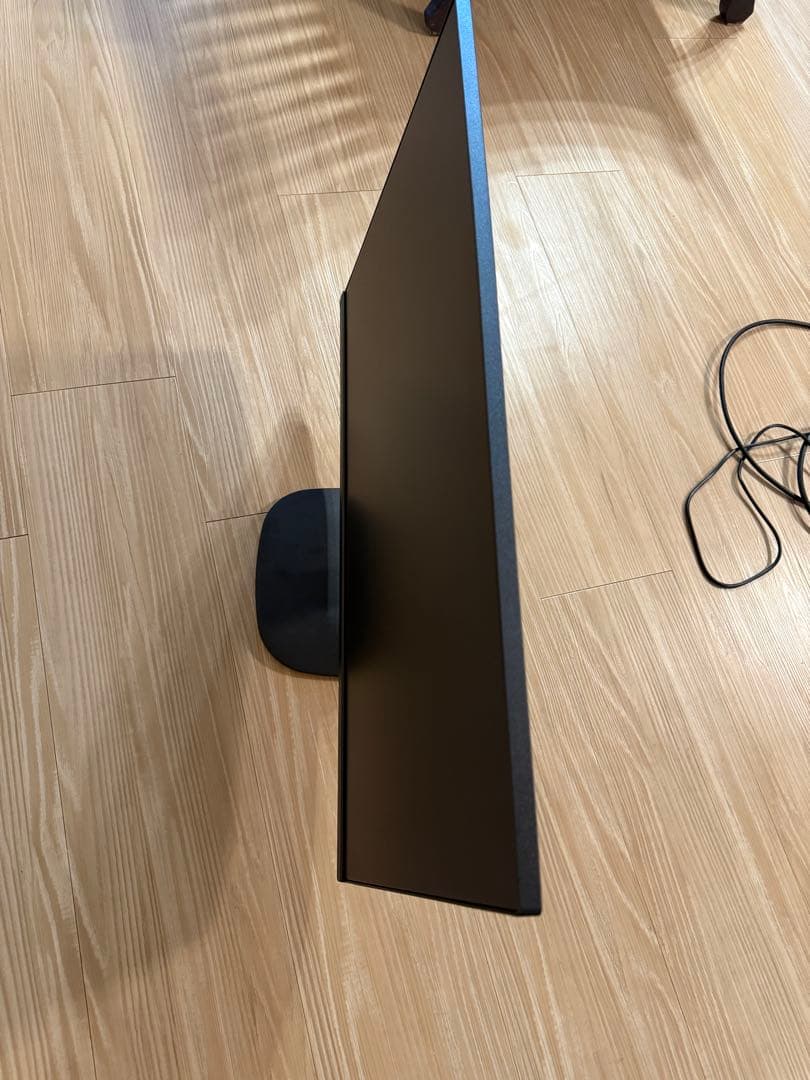 美品　27インチ スピーカー内蔵 2020年モデル