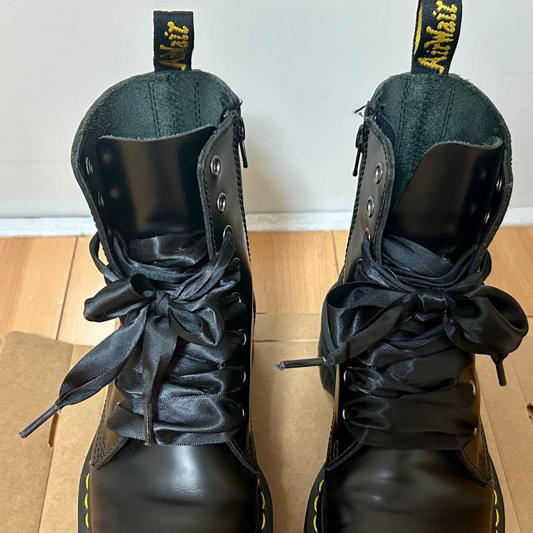 Dr.Martens／JADON 8ホールブーツ(UK3)