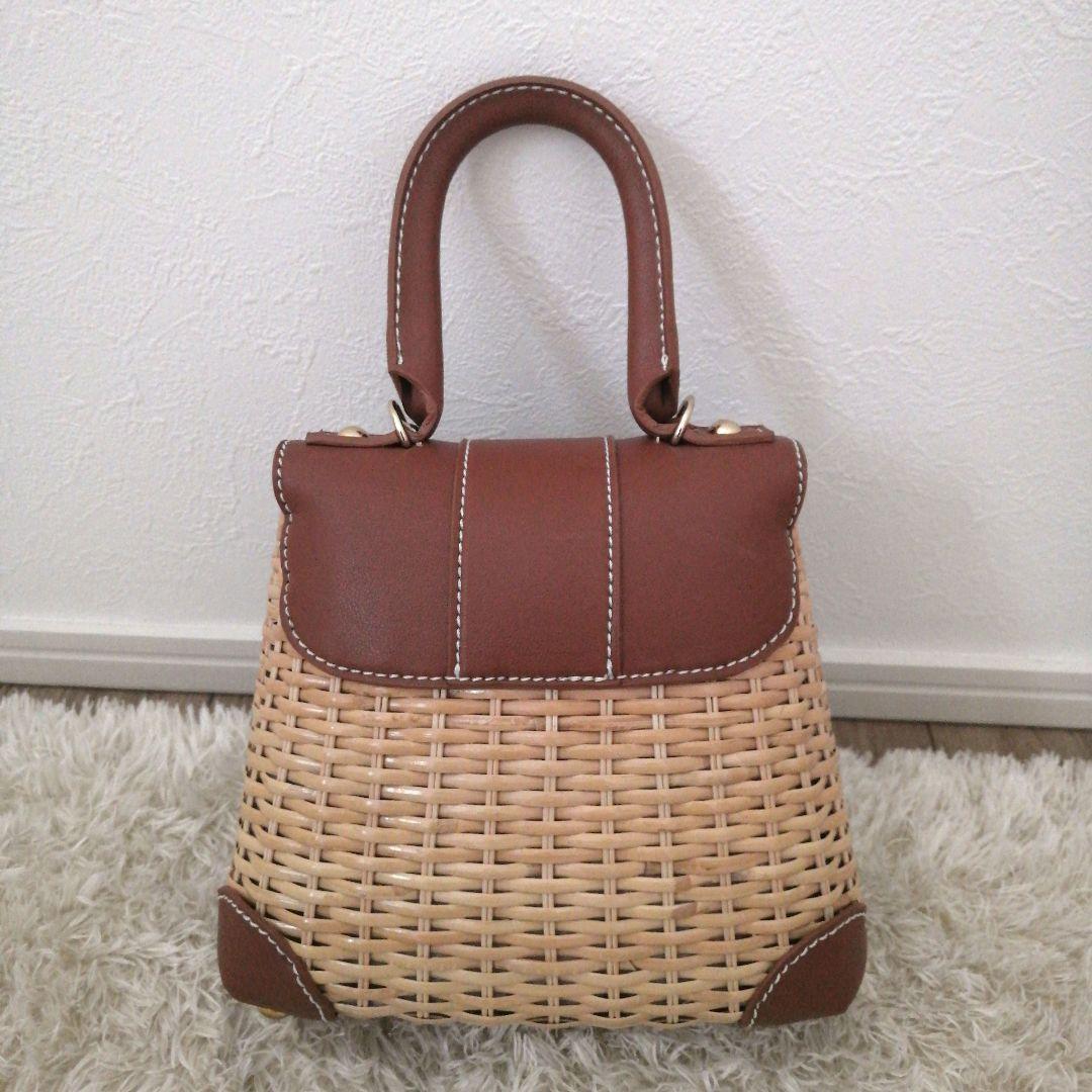 セブンテンバイミホカワヒト　ラタンミニフラップバッグ