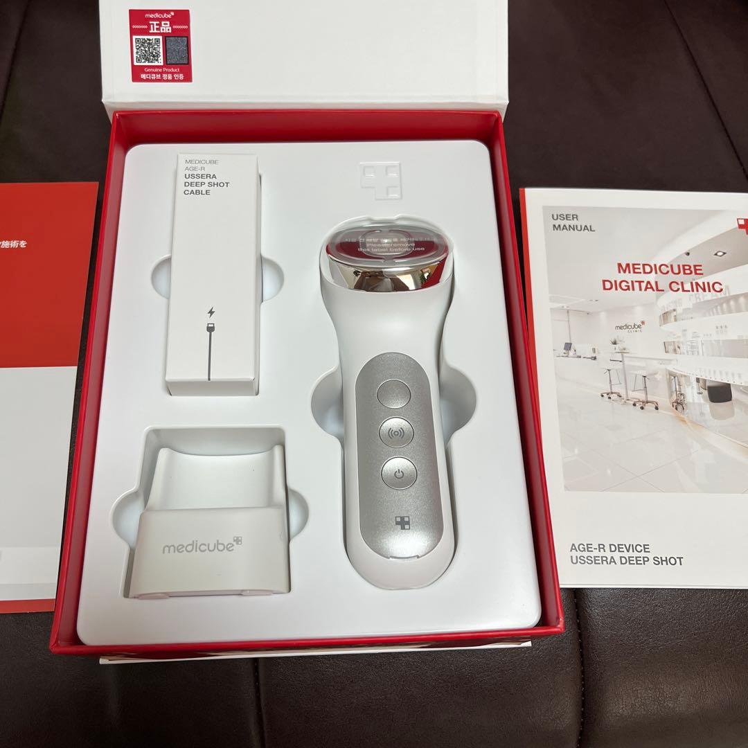 メディキューブ　美顔器　ユーセラディープショット　AGE-R