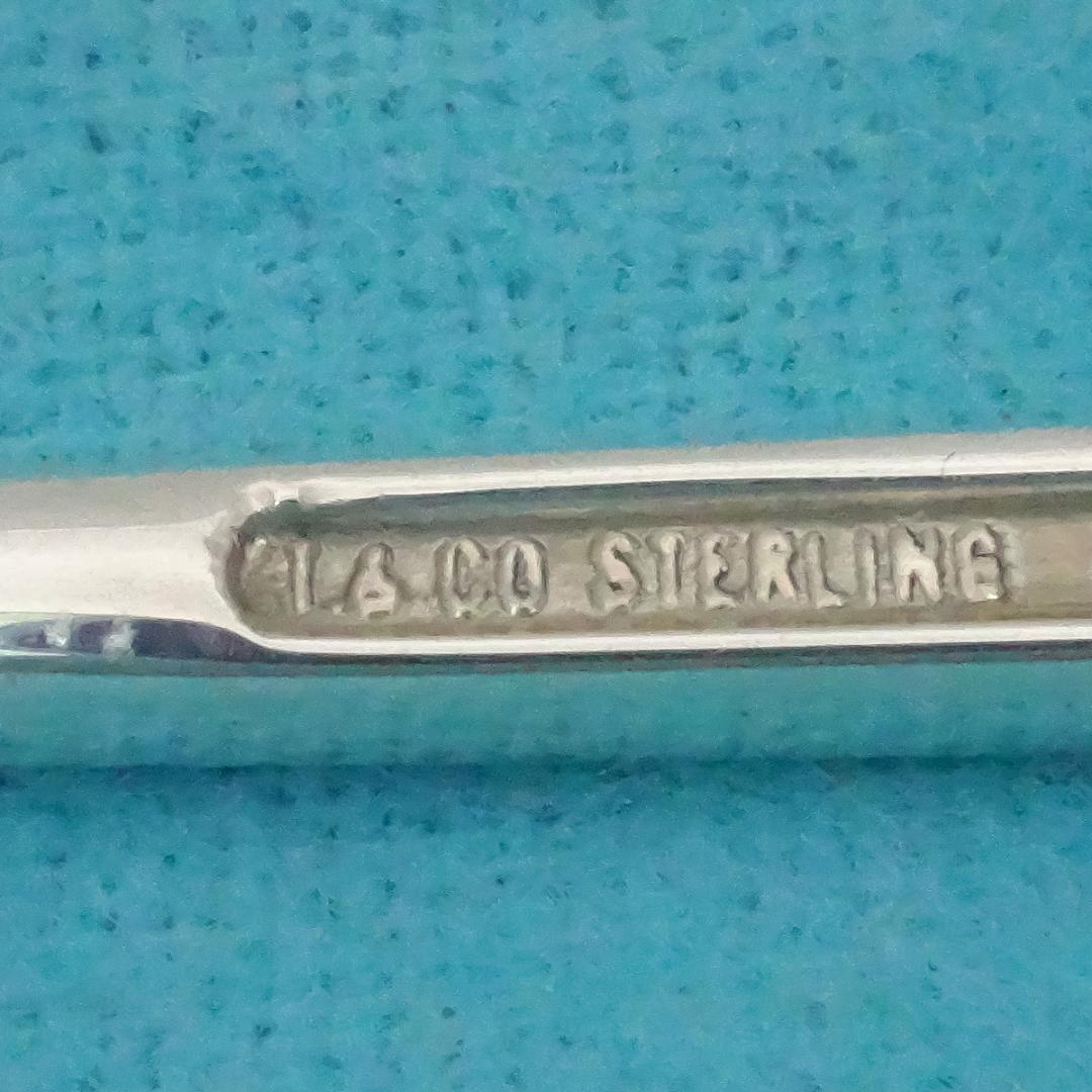 【美品・箱付き】TIFFANY & Co. (ティファニー) シルバー925