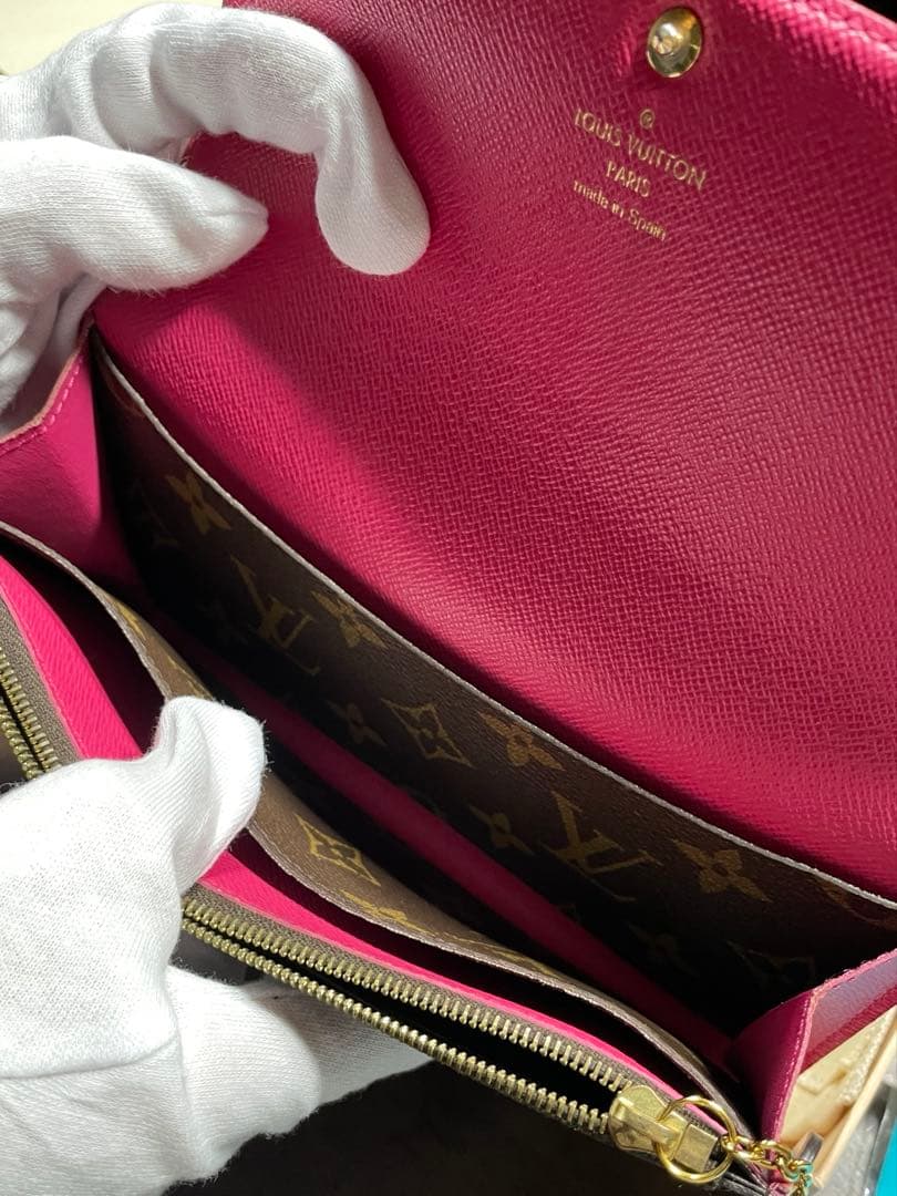 LOUIS VUITTON モノグラム長財布　ポルトフォイユエミリー フラワー