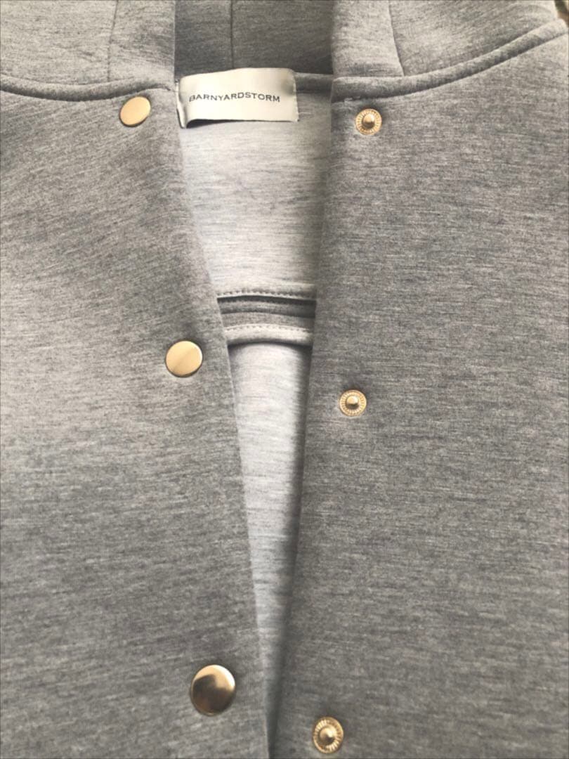 美品♪ダンボールフーディブルゾン【2025年製】バンヤードストーム♪霜降りグレー