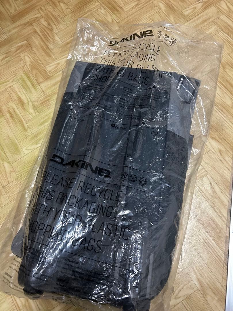 定価2.64万 DAKINE LOWRollerスノーボードバッグ 165 白馬