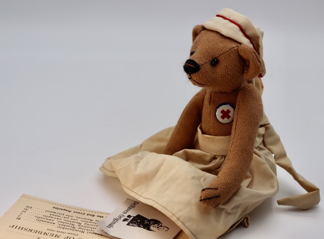 Nurse Amy アーティストベア 19cm Marsha DeHaven