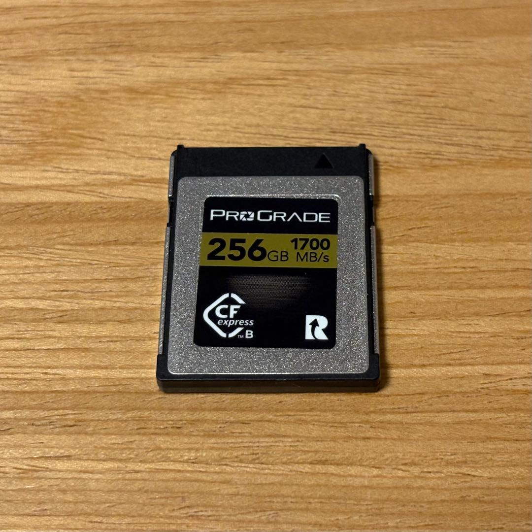 【美品】X-H2s FUJIFILM 富士フイルム　xh2s ミラーレスカメラ