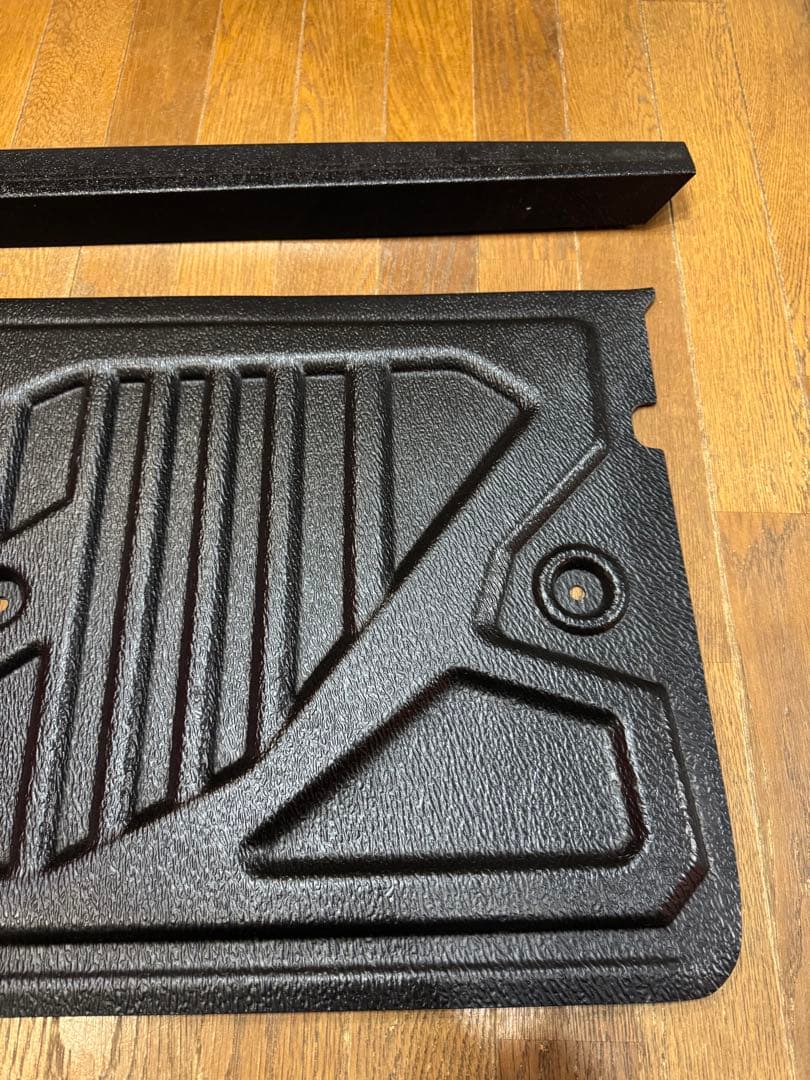 【純正】ハイラックス ベッドライナー テールゲート部 ＋　上部プロテクター