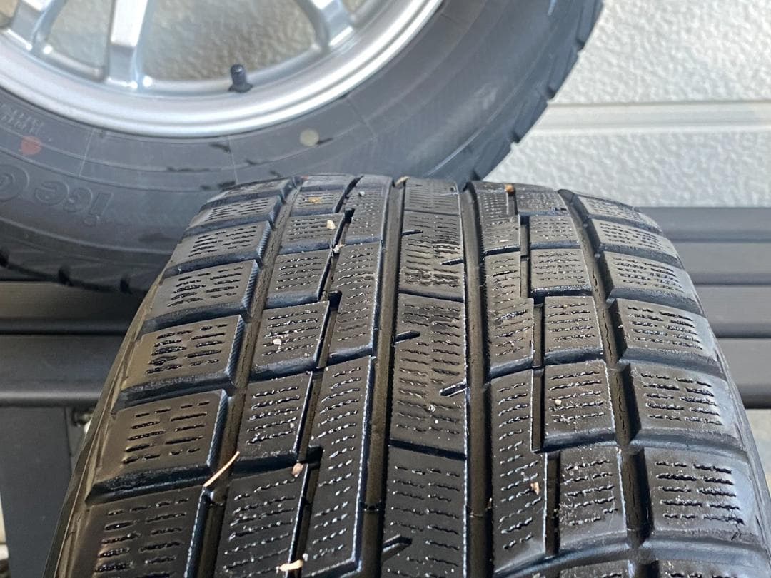 30プリウス純正 15インチ＆195/65R15 ice GUARDスタッドレス