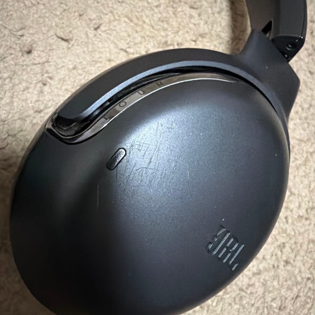 JBL TOUR ONE M2 使用感あり