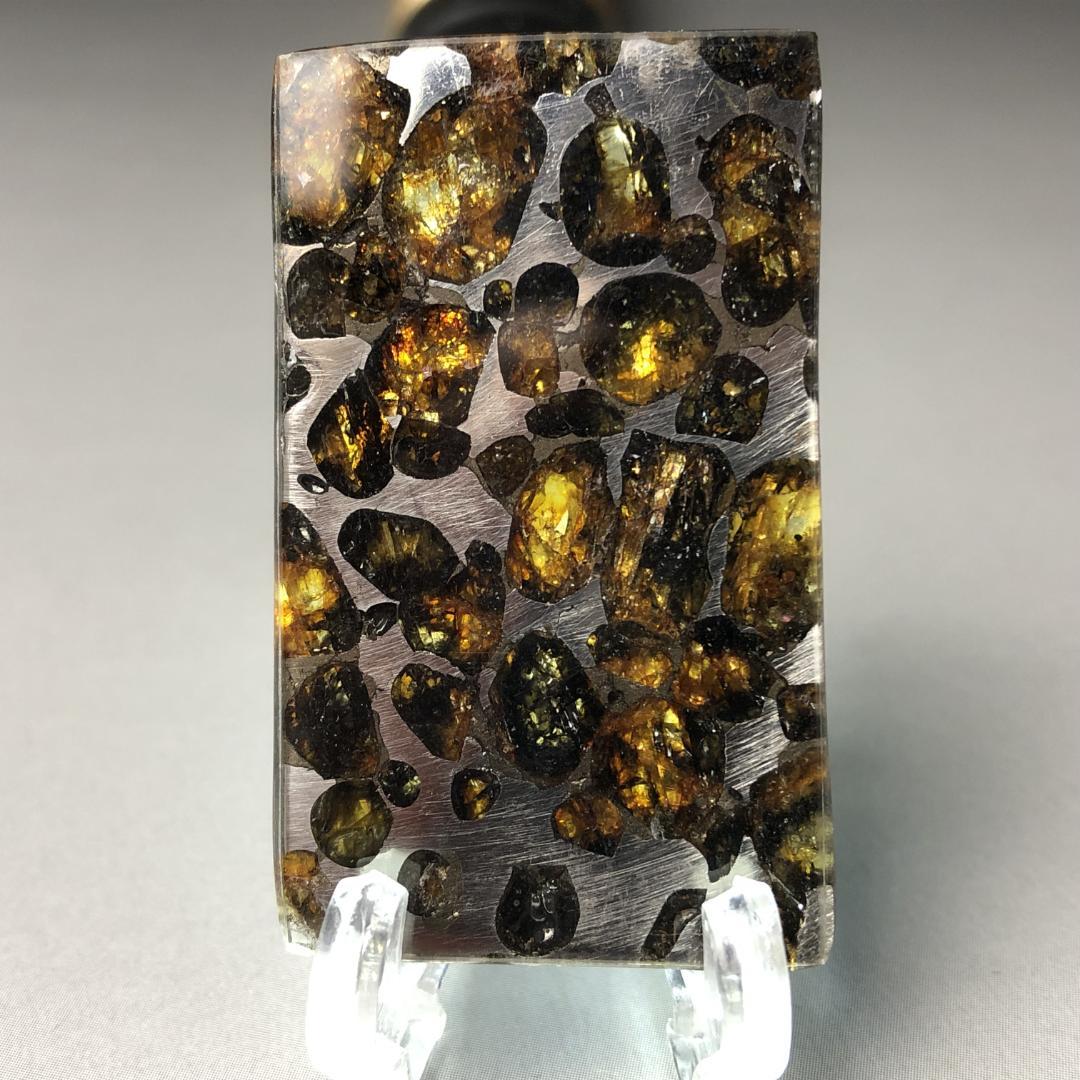 5*☆様 パラサイト隕石 隕石　石鉄隕石　セリコ隕石 美品　重さ約9ｇ　ケース付