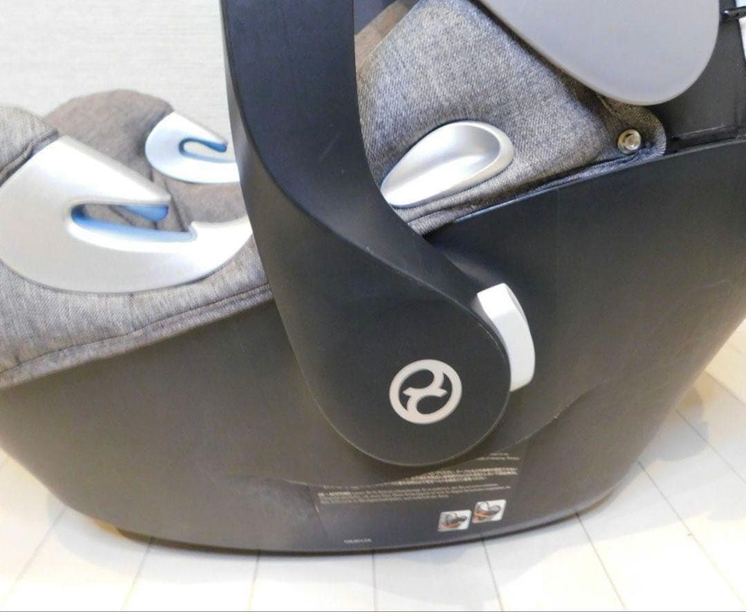 早い者勝ち値下CYBEX aton Q + BACE Q-FIXシートアダプタ