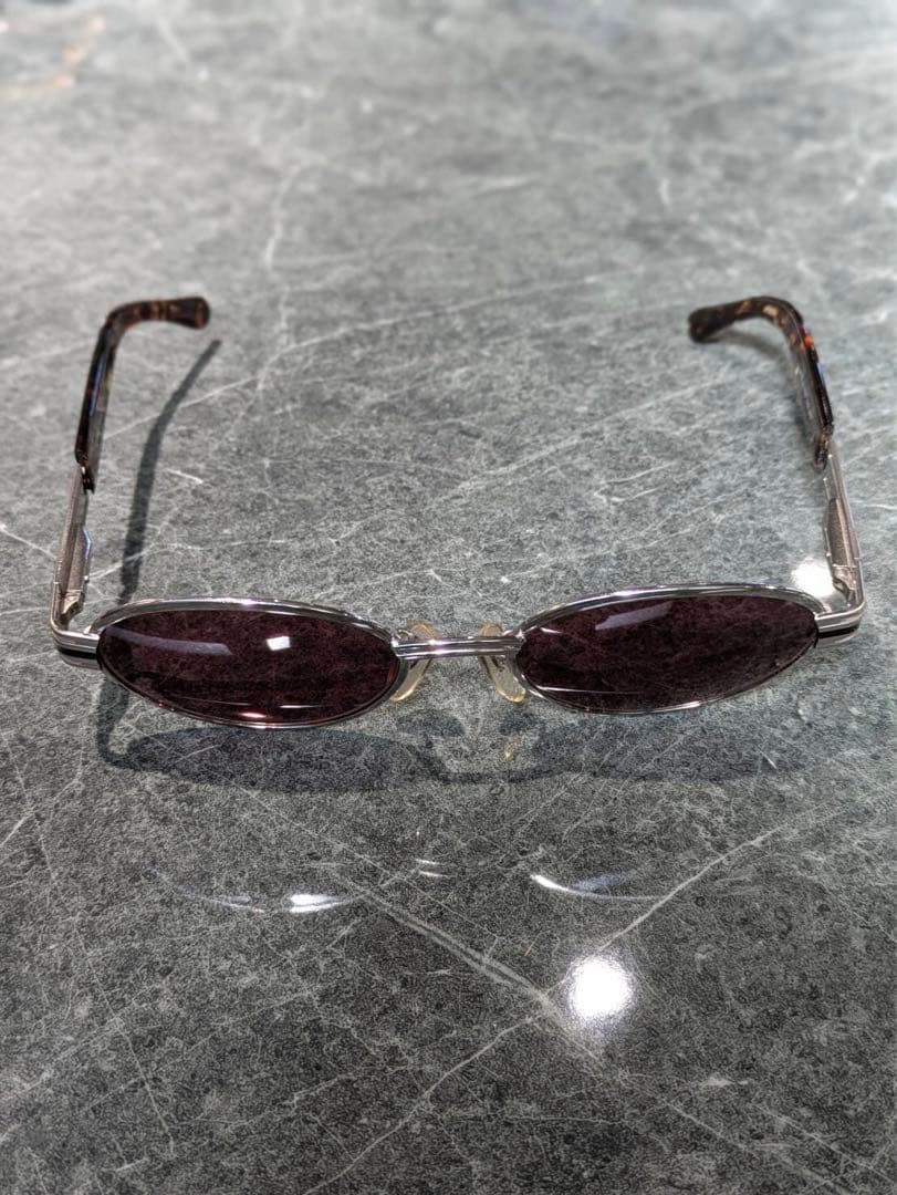 FENDIヴィンテージ シルバー オーバル型 サングラス