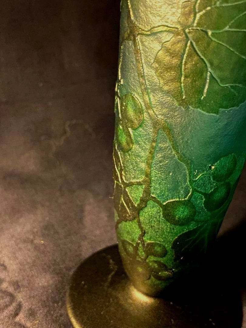 北一硝子　アンティーク調　ガレ風花瓶　一輪挿し　葡萄　アールヌーボー　レア