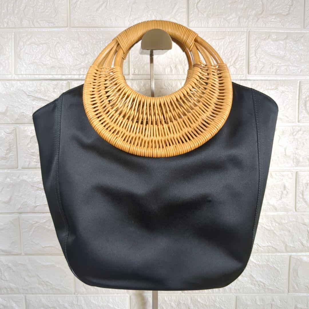 サルヴァトーレフェラガモ かごバッグ ハンドバッグ ヴァラリボン トートバッグ