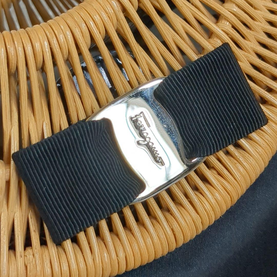 サルヴァトーレフェラガモ かごバッグ ハンドバッグ ヴァラリボン トートバッグ