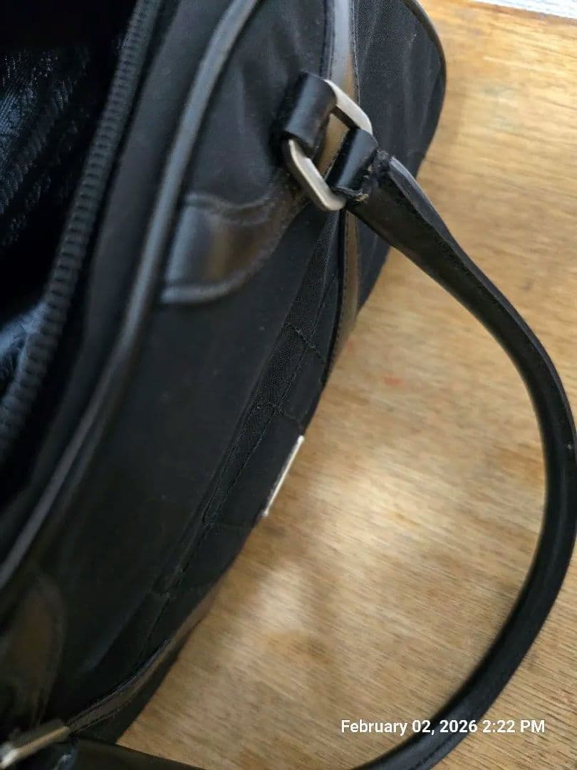 プラダ ブラック トートバッグ