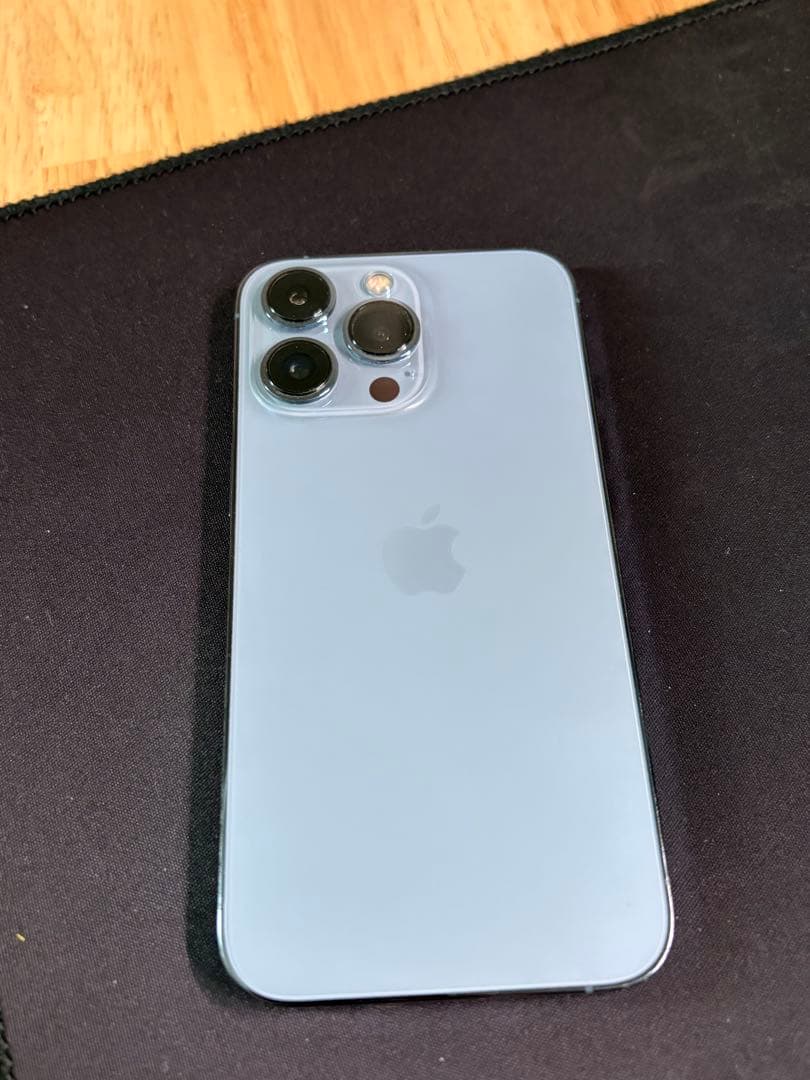 iPhone 13 Pro 香港版　本体