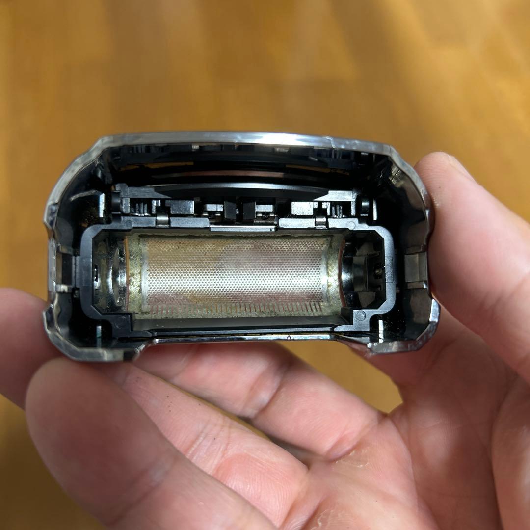 タ*ー様 【美品】　日立　ロータリーシェーバー　RM-LX9 充電式