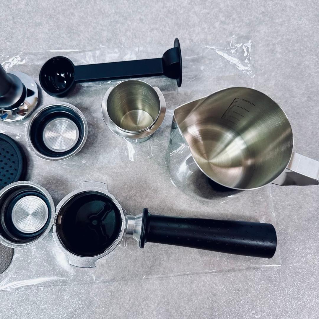 デロンギ スティローザ エスプレッソ カプチーノメーカー EC235J