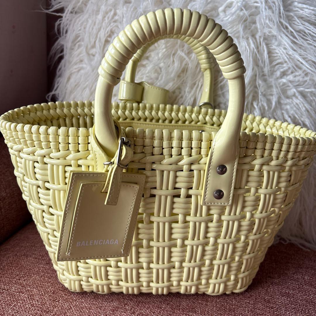 BALENCIAGA イエロー かごバッグ