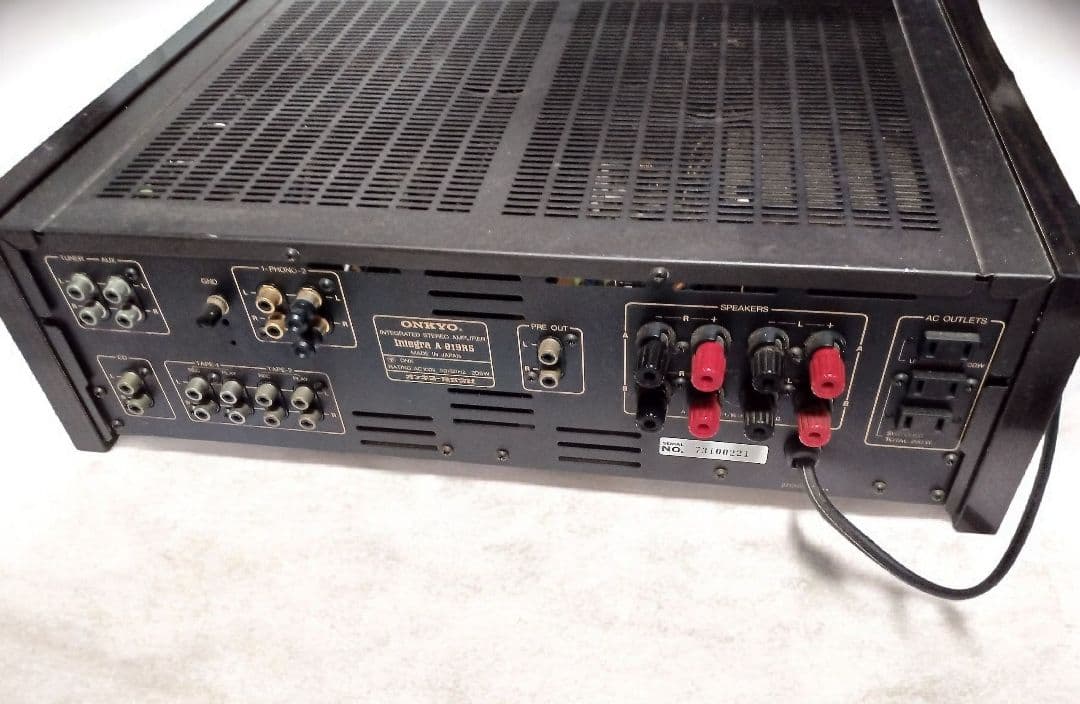 希少　ONKYO オンキヨー Integra A-819RS プリメインアンプ