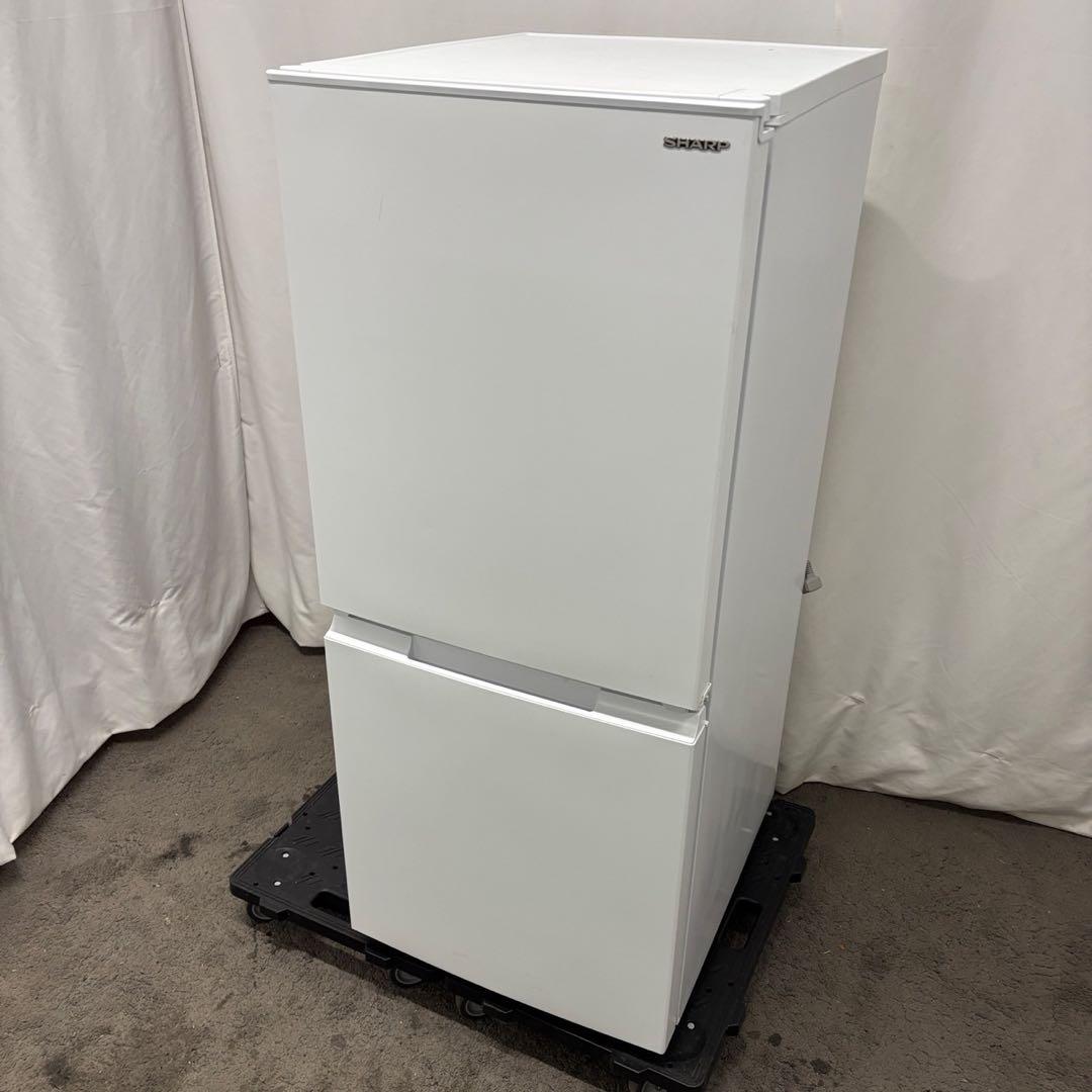 153❤️冷蔵庫　SHARP　一人暮らし　小型　両開き　綺麗　安い　中古　設置無料