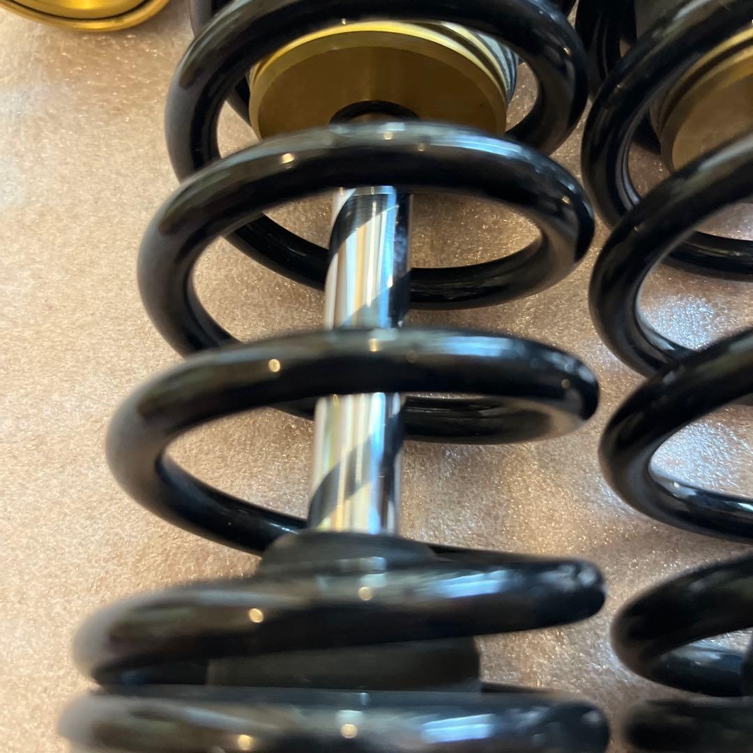 SR400 SR500 OHLINS オーリンズ リアサスYA9522