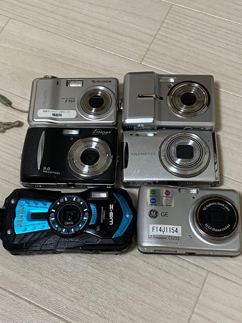 デジタルカメラ 7個