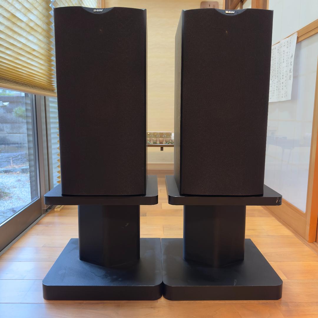 B&W DM602 / 美品 / シリアル連番 / スタンドのおまけ付き