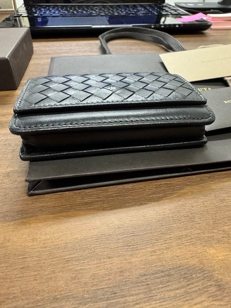 Bottega Veneta ブラックレザー名刺入れ