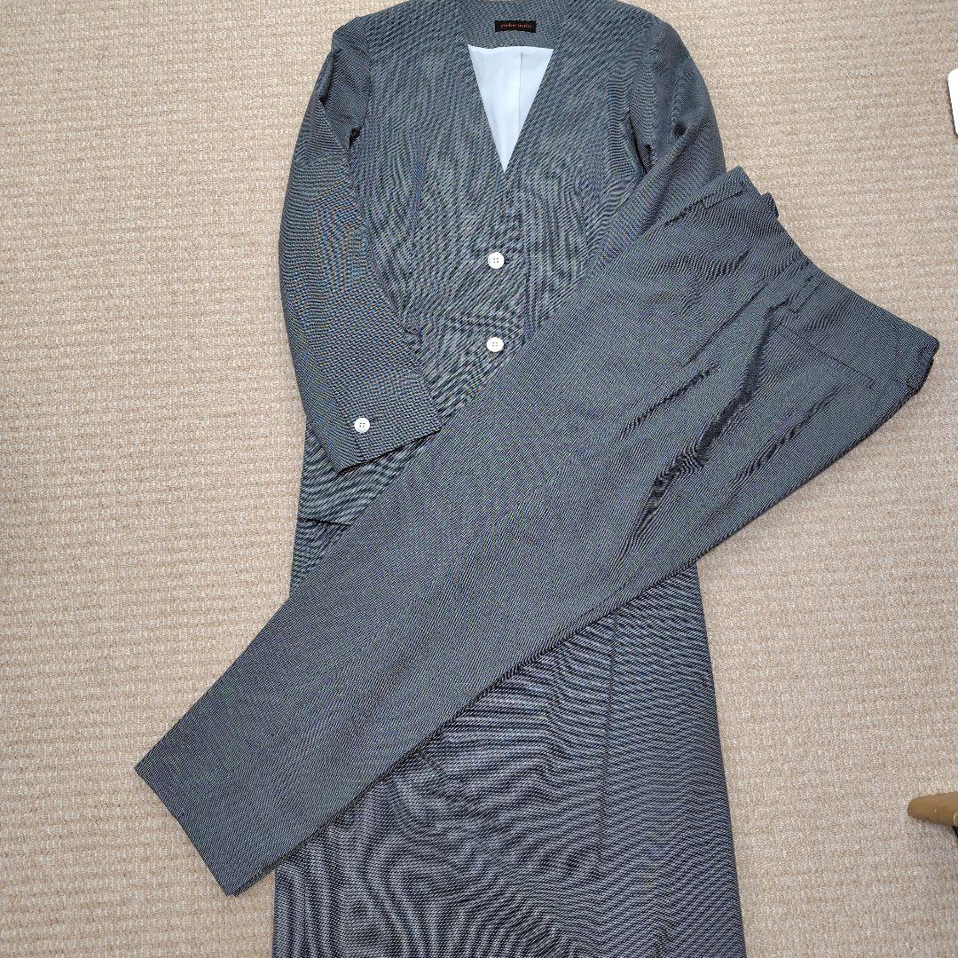 yoshie inaba グレー ス スーツ　パンツ、スカートセットアップ