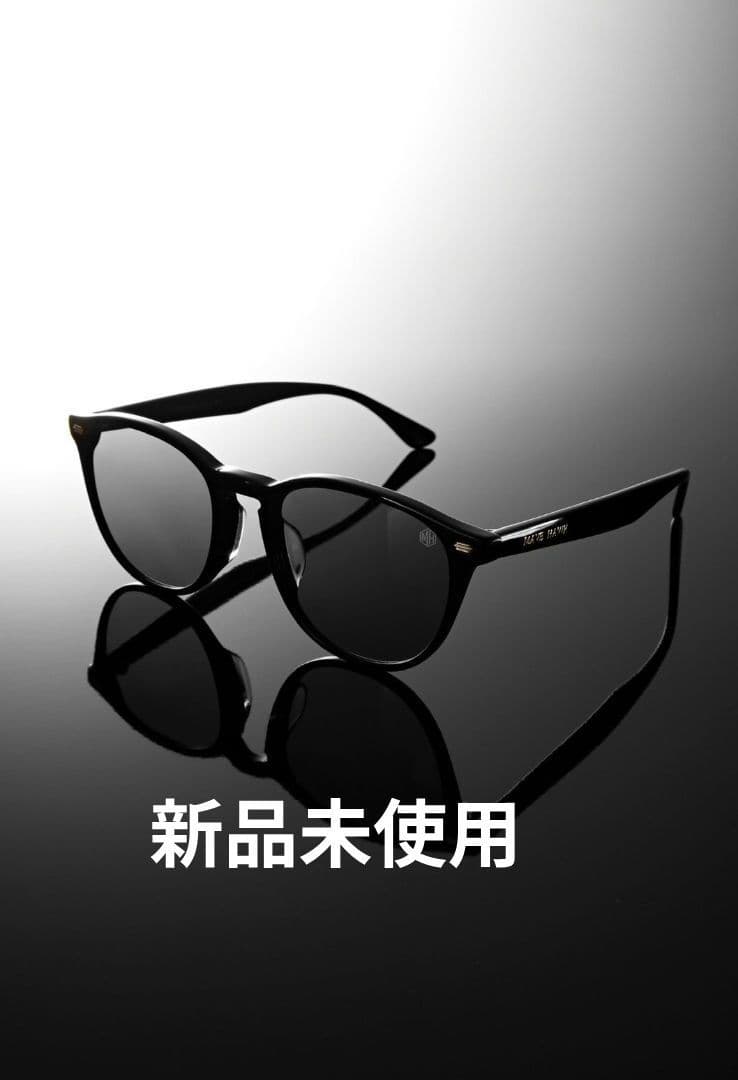 飯田将成　MAVE HAWK　サングラス　ブラックレンズ