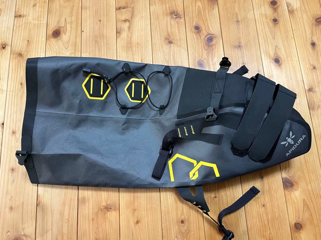 apidura アピデュラ　エクスペディションサドルパック　9L