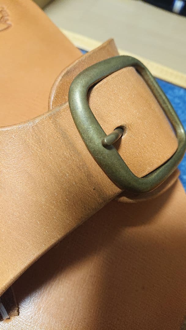 アールアトリエ　レザーサンダル