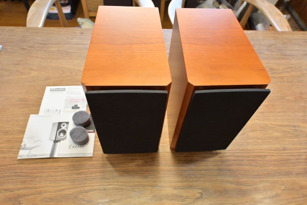 ディナウディオ　Focus 110 DYNAUDIO スピーカー　ペア　名機