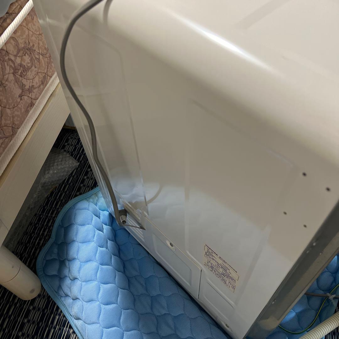 TOSHIBA 衣類乾燥機　ED-60C