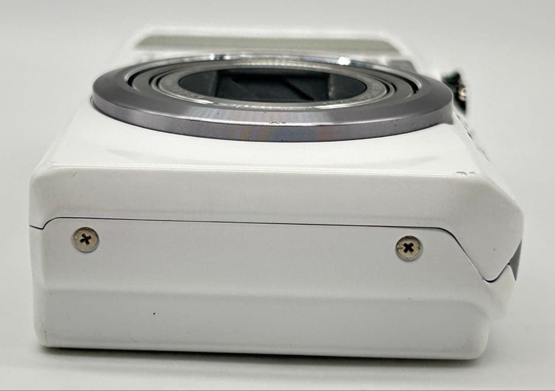 ジャンクCASIO コンパクトデジタルカメラ　EXILIM EX-ZR500