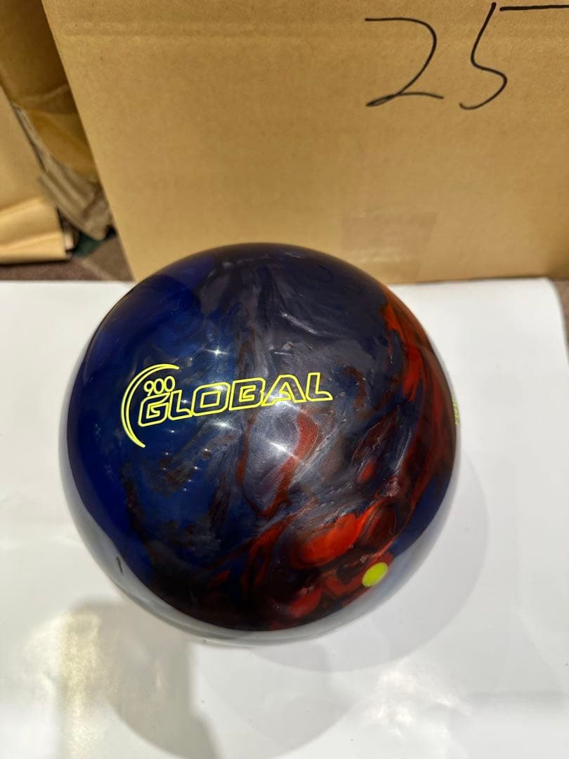 新品　ゼンモード　900グローバル　15ポンド　ボウリングボール